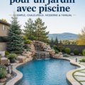 Aménagement de jardin comprenant une piscine entourée d'espaces de détente et de verdure