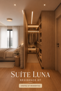 Vue chaleureuse de la suite Luna, un espace de détente moderne