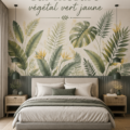 Intérieur moderne avec du papier peint végétal vert et jaune